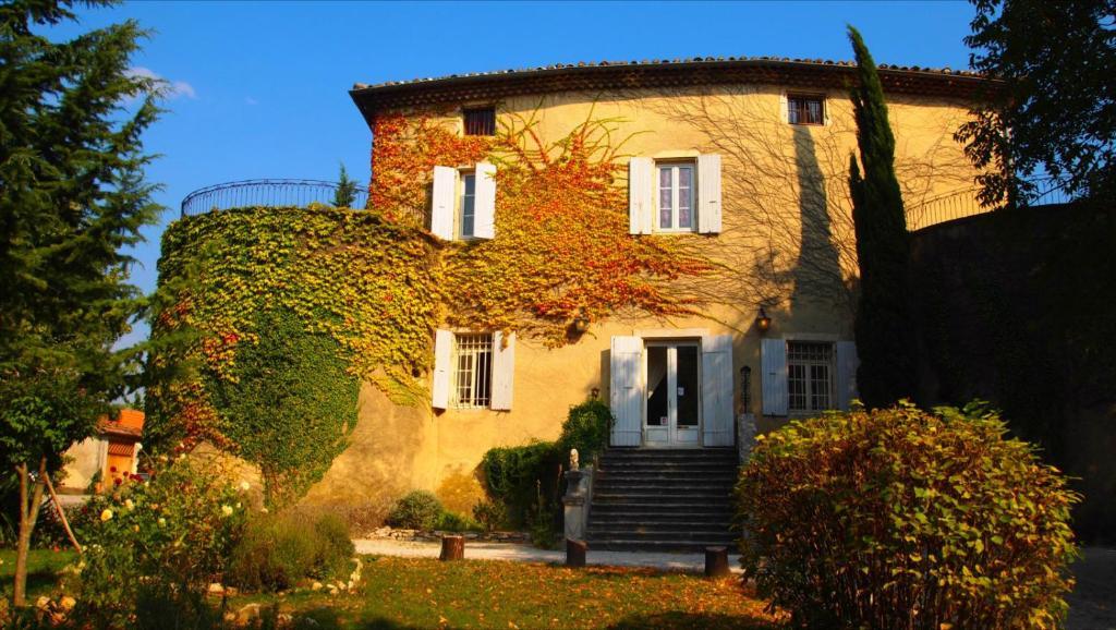 فندق Le Castel Du Mont Boise Montboucher-sur-Jabron المظهر الخارجي الصورة